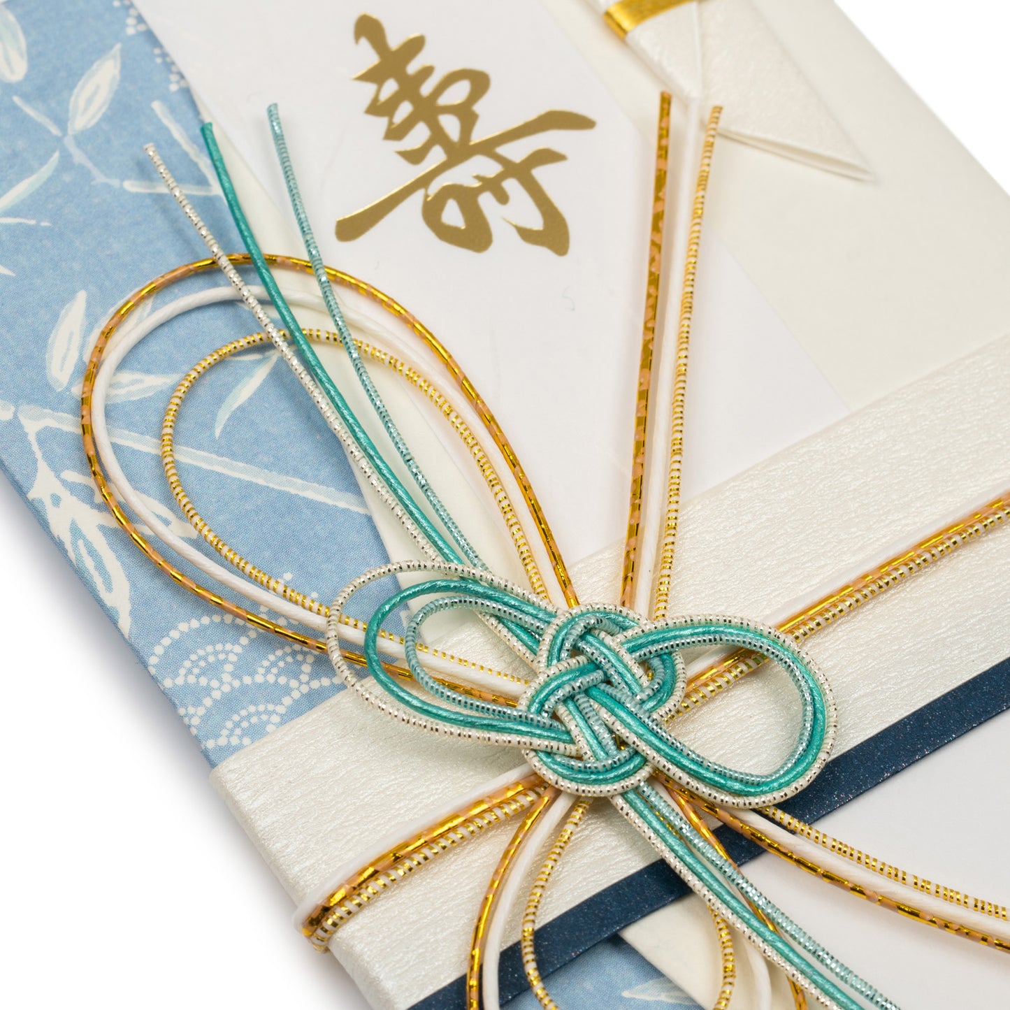 Cool Blue Sky Gold Knot Japanese Wedding Card detail
