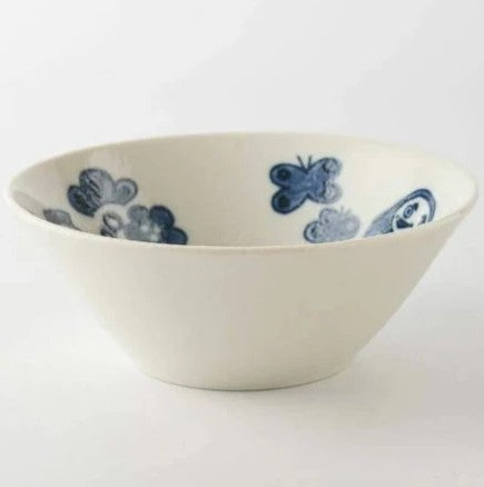 Fukumaneki Cat Small Japanese Bowl side