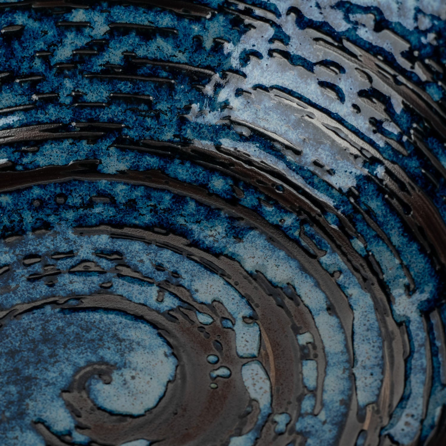 Hake Blue Japanese Ramen Bowl detail