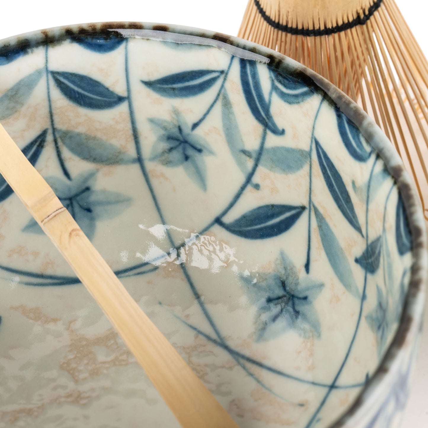 Kikyo Japanese Matcha Tea Bowl Gift Set detail
