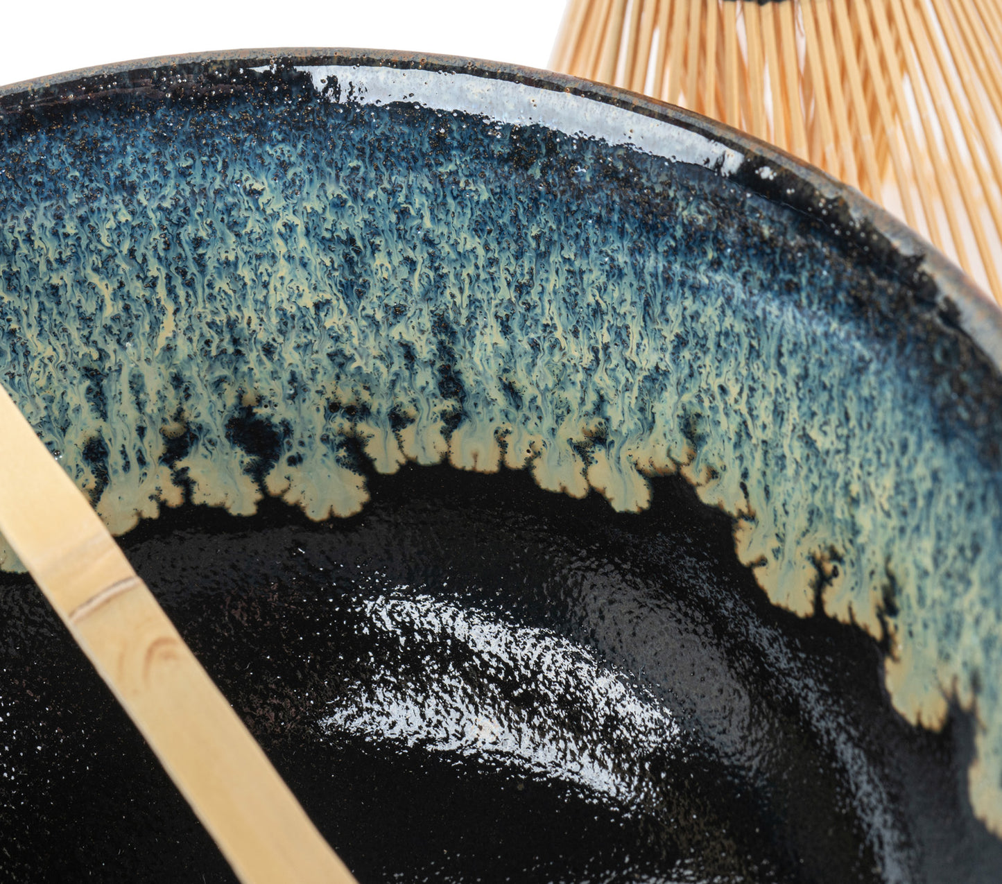 Okinawa Japanese Matcha Tea Bowl Gift Set detail