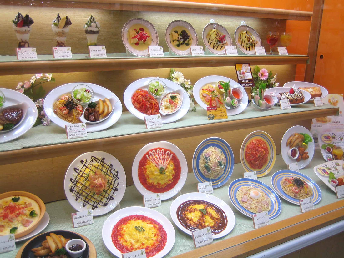 fake-food-japanese-window-display eating out in japan