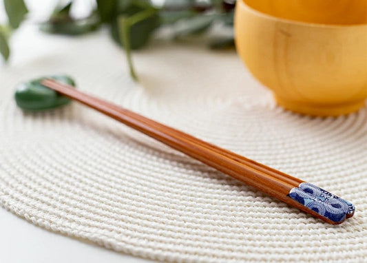 Chopsticks in Japan: Origins, How to Use, Manners, and Gift-Giving