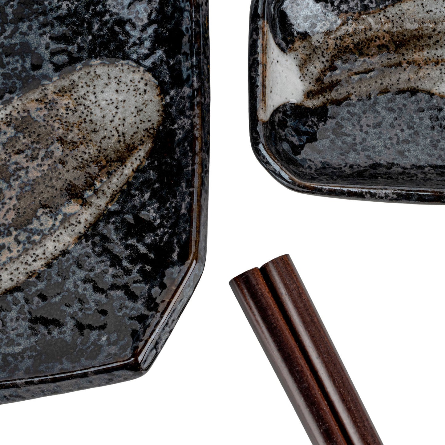 Akeyo Japanese Sushi Gift Set plate, dish and chopsticks detail