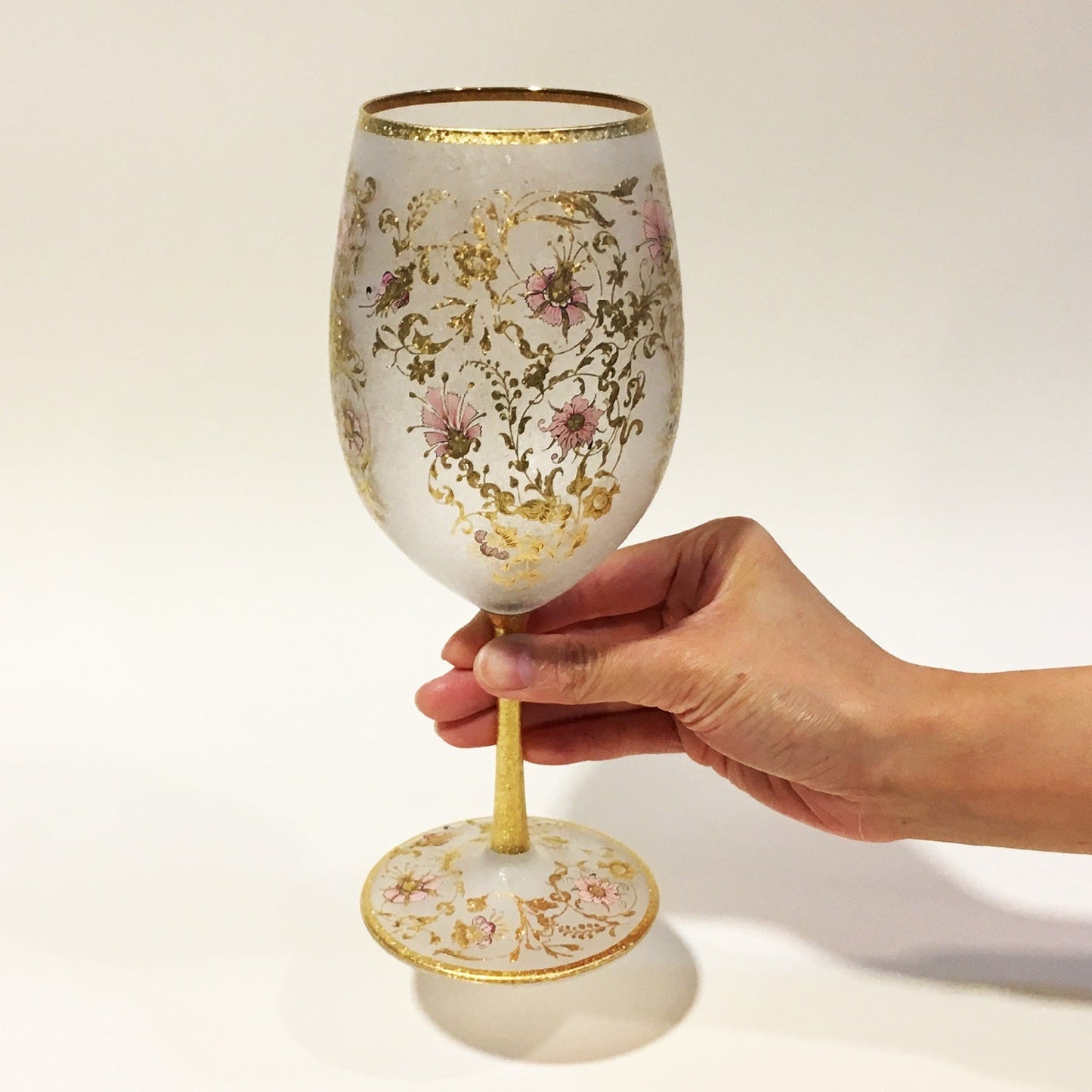 Arabesque Gold Premium Japanese Wine Glass