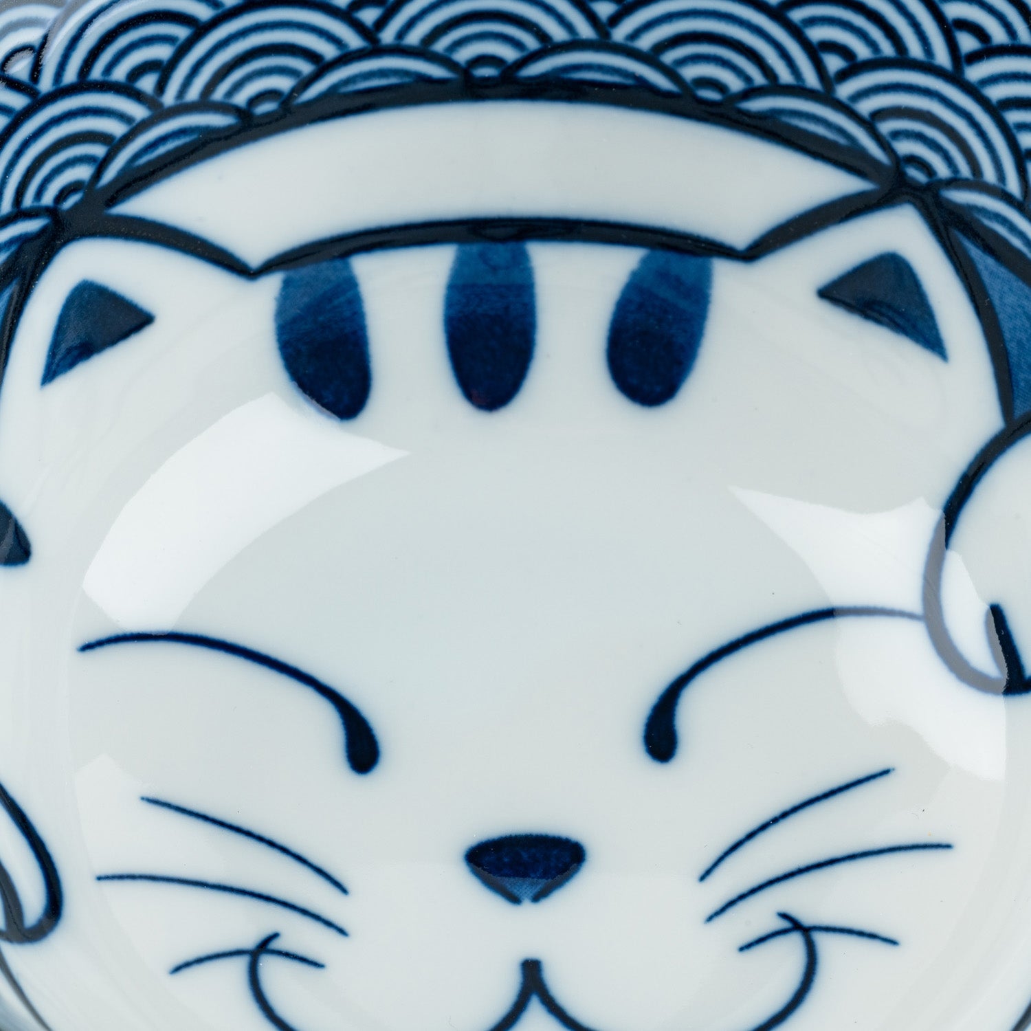 Cute Lucky Cat Ceramic Japanese Soup Bowl detail