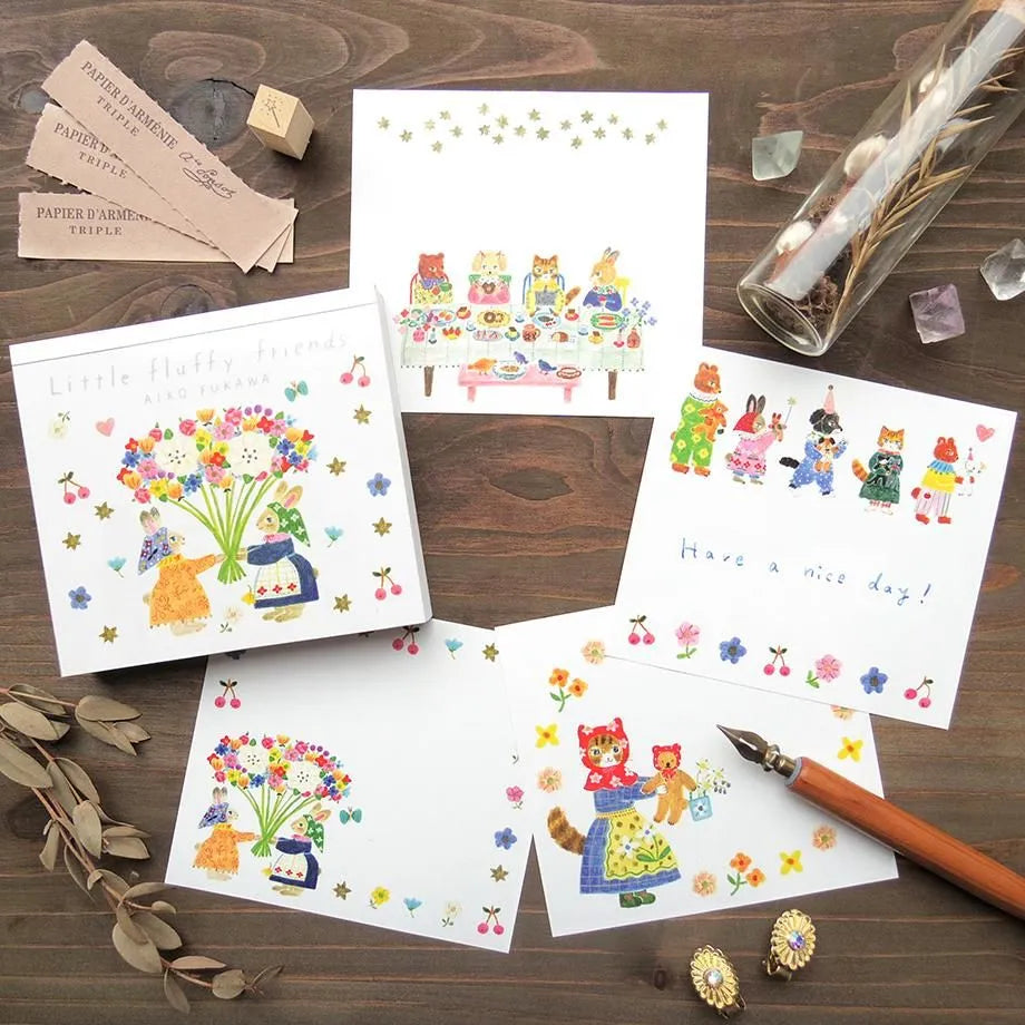 Little Fluffy Friends Small Japanese Memo Pad lifestye 1