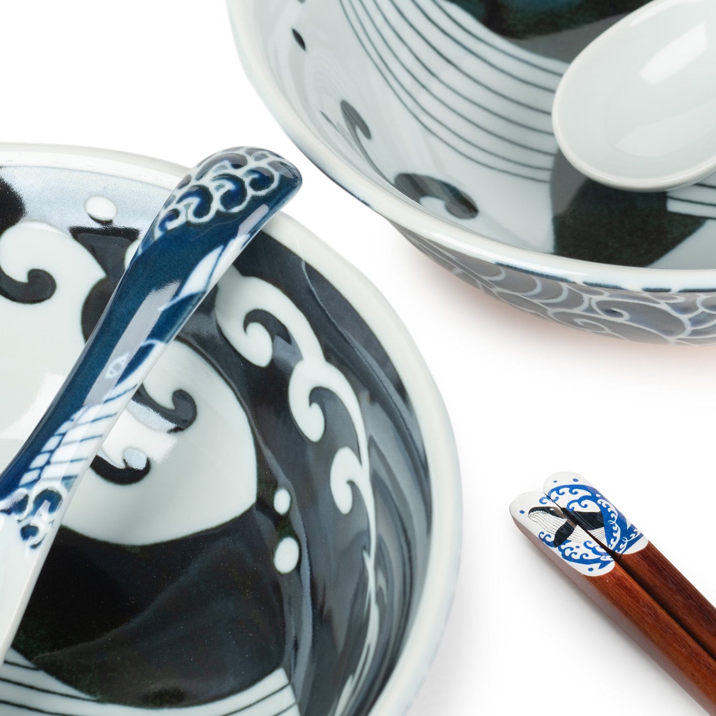 New 6pce Whale Indigo Blue Japanese Ramen Bowl Set detail