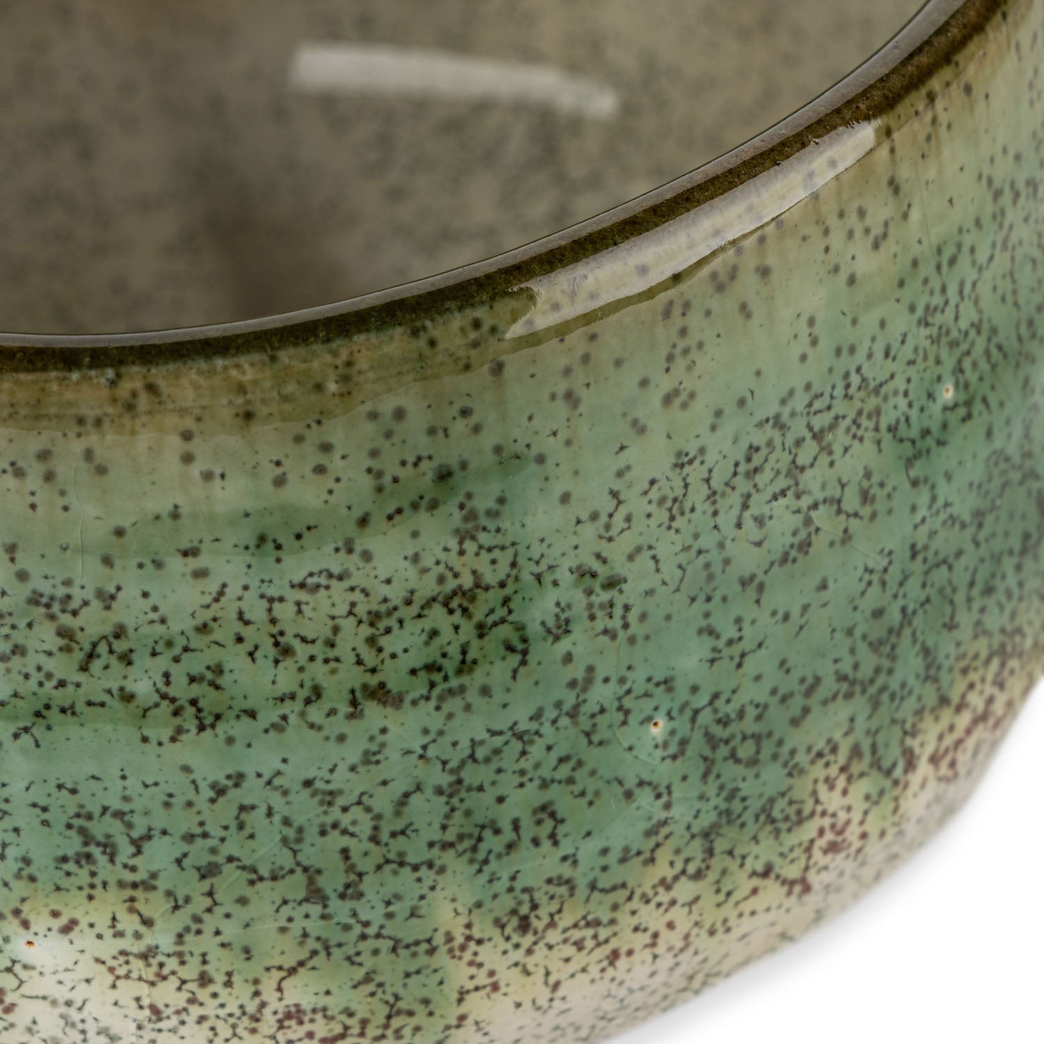 Oribe Nagashi Premium Japanese Matcha Tea Bowl detail