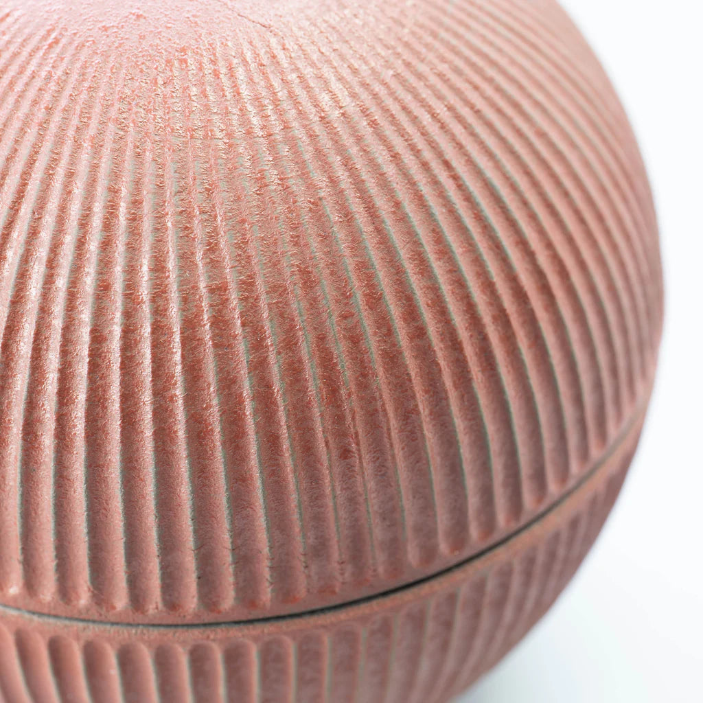 Red Temari Premium Japanese Bowl and Lid detail